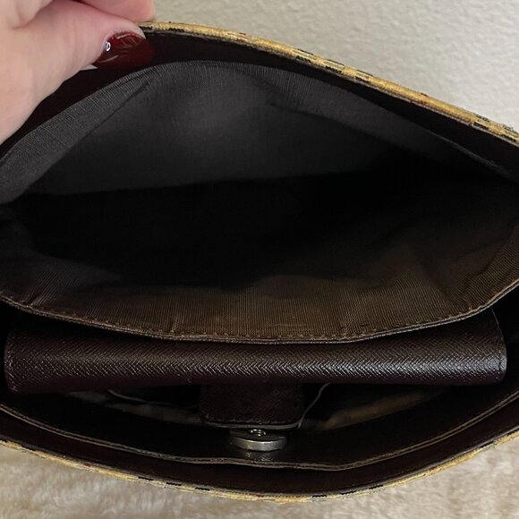 Burberry House Check and Brown Leather Shoulder Bag - Picture 13 of 16